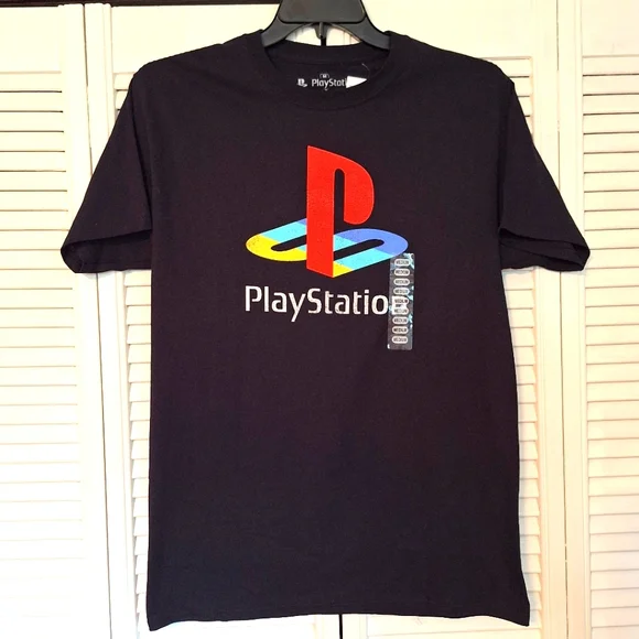 Sony Playstation Black Tee Shirt Medium NWT *C5 - Picture 1 of 3